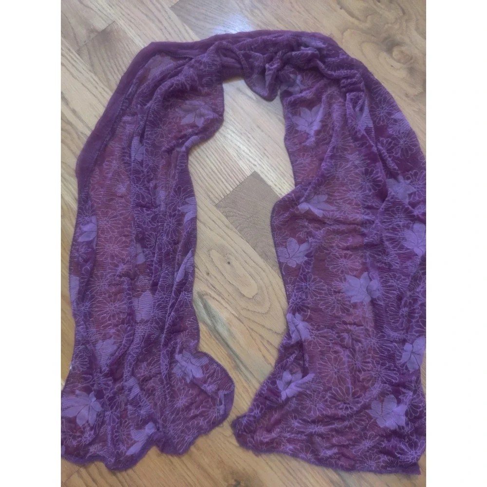 Style&Sheer Scarf Purple Floral Daisy Maple Leaf Sheer Rayon Vintage Wrap 72x10